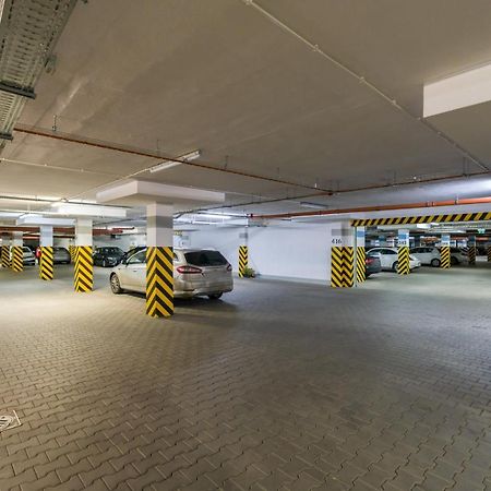 Wilczak Apartment With Free Garage Poznan By Noclegi Renters Exterior photo